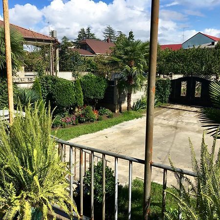 Guest House Lali Kostava 14 Zugdidi Zewnętrze zdjęcie