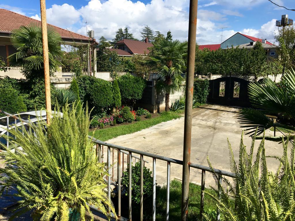 Guest House Lali Kostava 14 Zugdidi Zewnętrze zdjęcie